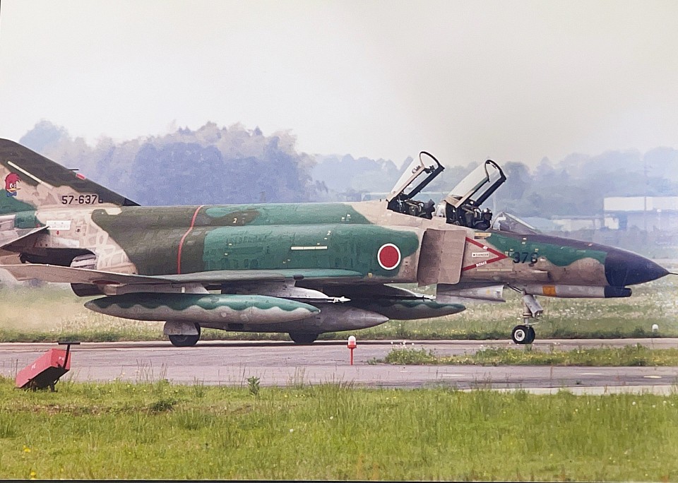 RF-4EJ