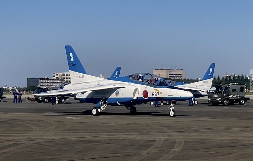 ブルーインパルス　T-4