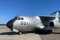 C-1FTB 銀色の輸送機