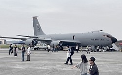 KC-135