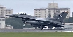 PACAF DEMO TEAM デモチーム　デモ　F-16 三沢基地　横田基地