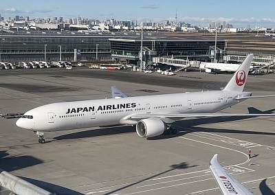 B77W