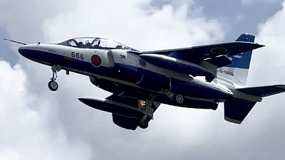 世界陸上　ブルーインパルス
