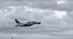ブルーインパルス　690 5番機