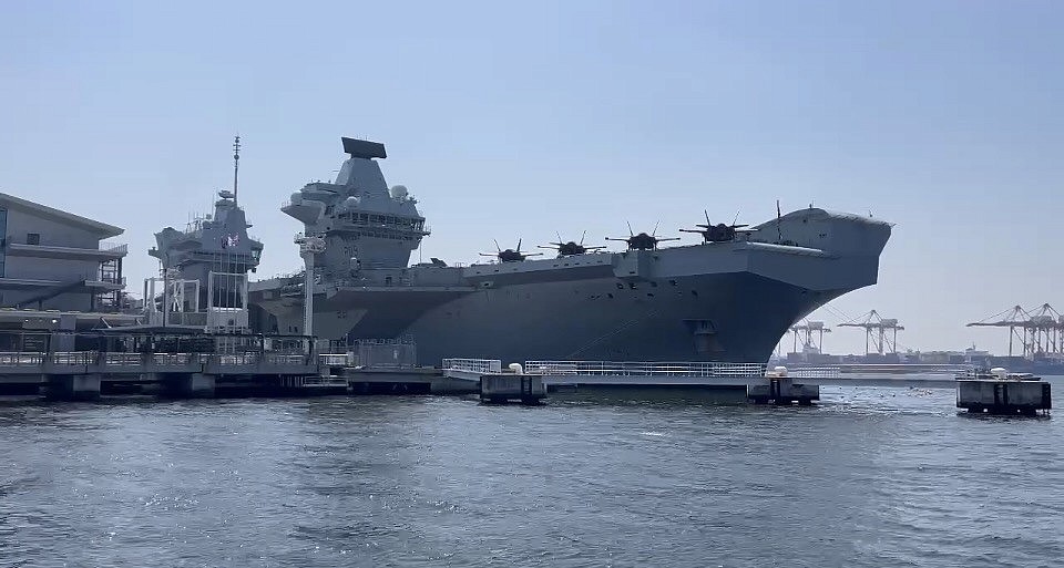 イギリス空母 プリンス・オブ・ウェールズ