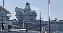 イギリス空母　プリンス・オブ・ウェールズ