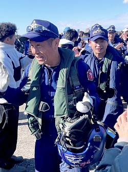 ブルーインパルス