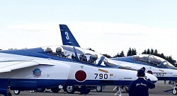 ブルーインパルス　入間航空祭