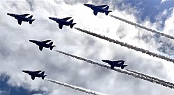 ブルーインパルス　入間航空祭