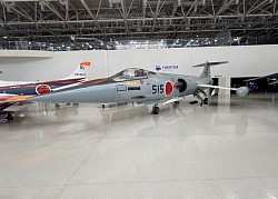F-104