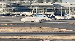 アエロメヒコ B787-8 N782AM