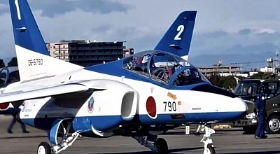 ブルーインパルス　入間基地　航空自衛隊　百里基地航空祭