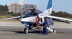 ブルーインパルス